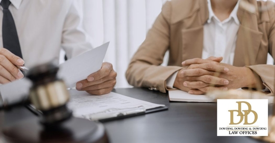 client talking to a lawyer